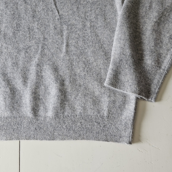 NWOT Antoni Melani Luxury Collection Cashmere Sweater - Picture 5 of 7